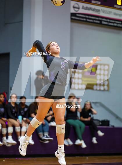 Thumbnail 2 in Center Hill @ DeSoto Central photogallery.