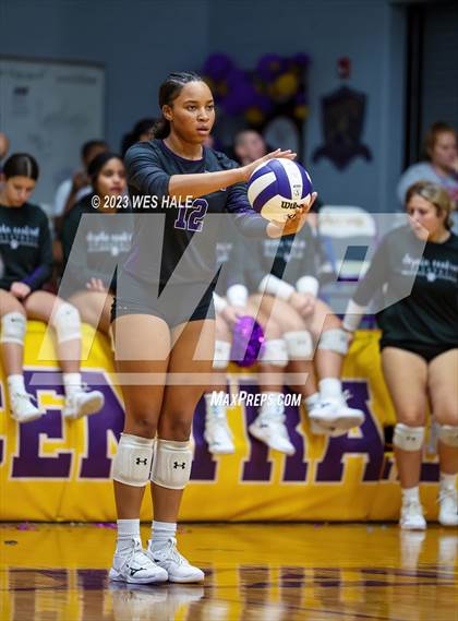 Thumbnail 1 in Center Hill @ DeSoto Central photogallery.