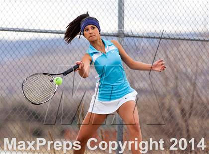 Thumbnail 3 in Ralston Valley vs. Horizon photogallery.