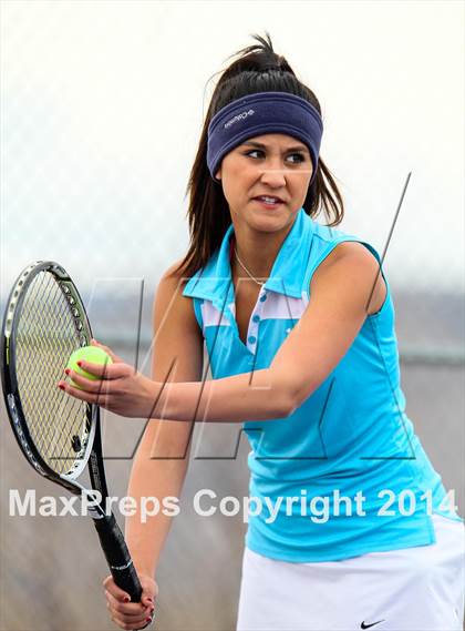 Thumbnail 3 in Ralston Valley vs. Horizon photogallery.