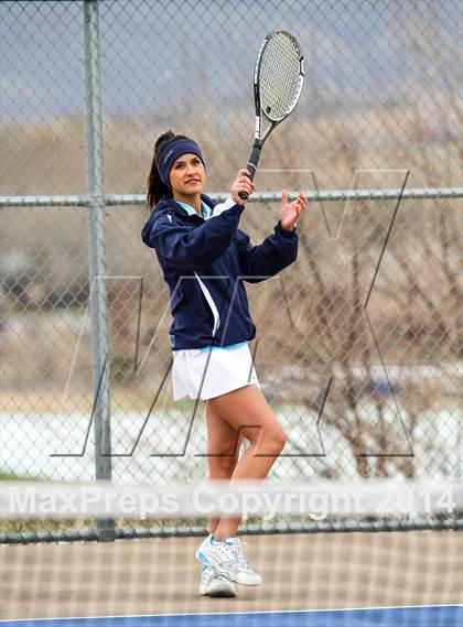 Thumbnail 3 in Ralston Valley vs. Horizon photogallery.