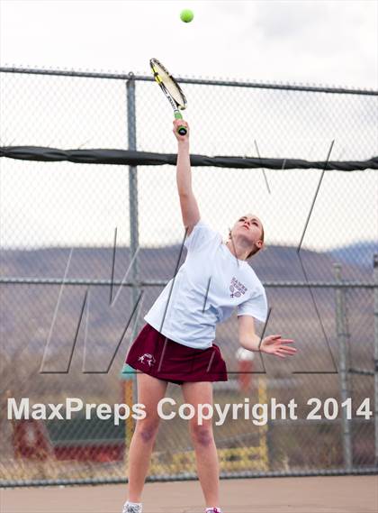 Thumbnail 2 in Ralston Valley vs. Horizon photogallery.
