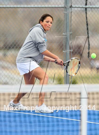 Thumbnail 1 in Ralston Valley vs. Horizon photogallery.