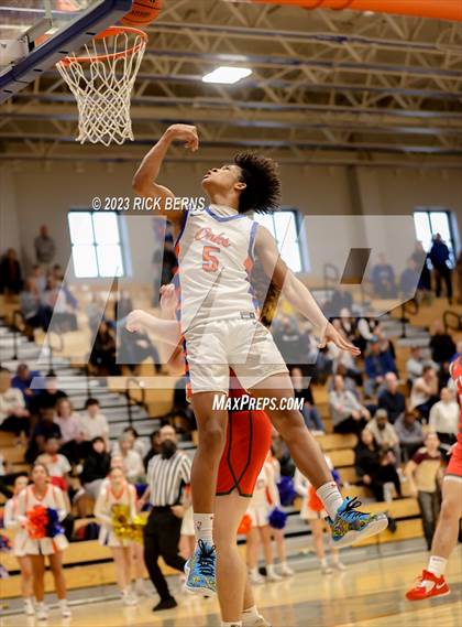 Thumbnail 1 in The Woodlands vs Grand Oaks photogallery.