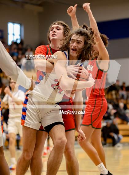 Thumbnail 2 in The Woodlands vs Grand Oaks photogallery.