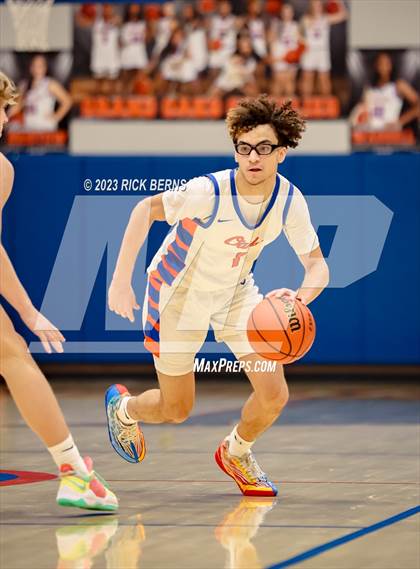 Thumbnail 2 in The Woodlands vs Grand Oaks photogallery.