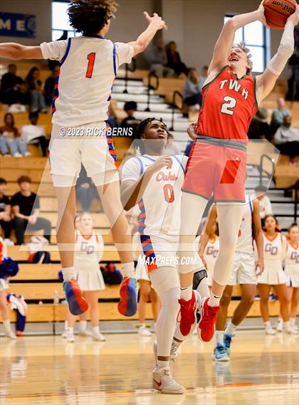 Thumbnail 2 in The Woodlands vs Grand Oaks photogallery.