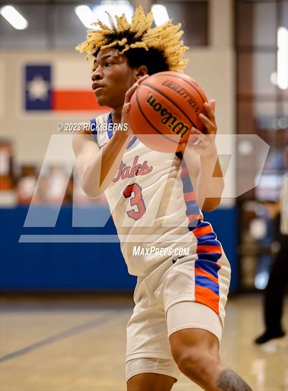 Thumbnail 3 in The Woodlands vs Grand Oaks photogallery.