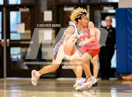 Thumbnail 3 in The Woodlands vs Grand Oaks photogallery.
