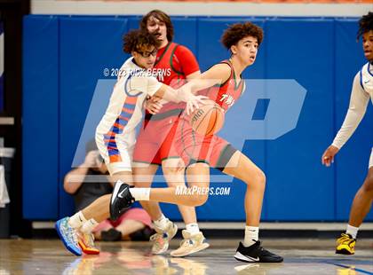 Thumbnail 3 in The Woodlands vs Grand Oaks photogallery.