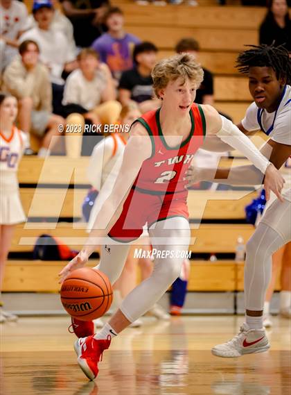 Thumbnail 1 in The Woodlands vs Grand Oaks photogallery.