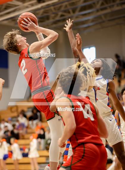 Thumbnail 1 in The Woodlands vs Grand Oaks photogallery.