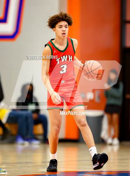 Thumbnail 3 in The Woodlands vs Grand Oaks photogallery.