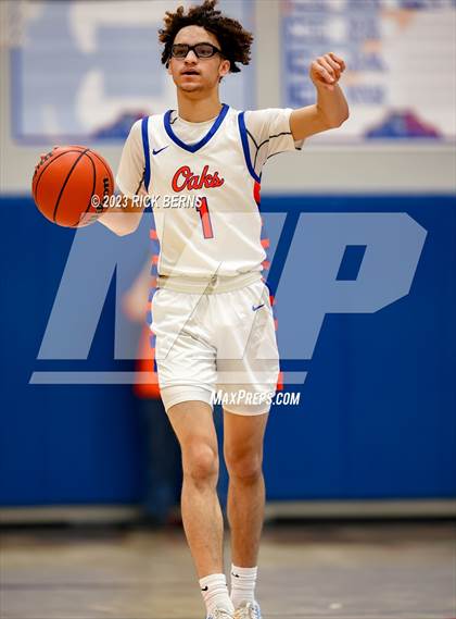 Thumbnail 2 in The Woodlands vs Grand Oaks photogallery.