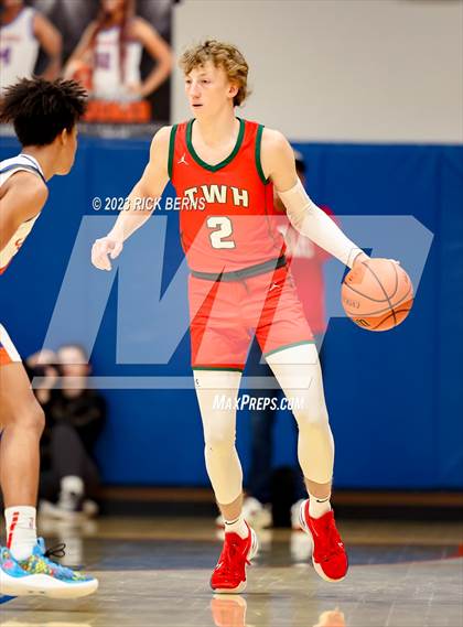 Thumbnail 2 in The Woodlands vs Grand Oaks photogallery.