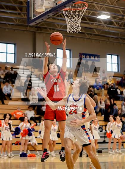 Thumbnail 3 in The Woodlands vs Grand Oaks photogallery.