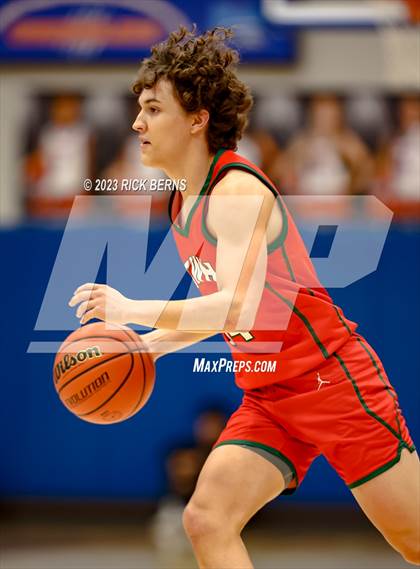Thumbnail 2 in The Woodlands vs Grand Oaks photogallery.