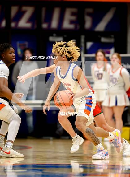Thumbnail 2 in The Woodlands vs Grand Oaks photogallery.