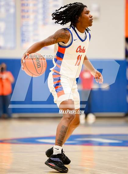 Thumbnail 2 in The Woodlands vs Grand Oaks photogallery.
