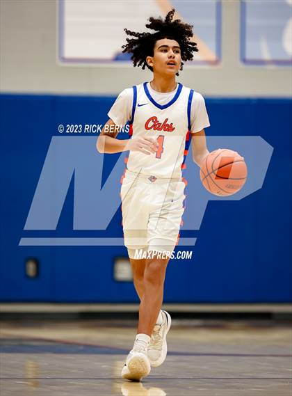 Thumbnail 3 in The Woodlands vs Grand Oaks photogallery.