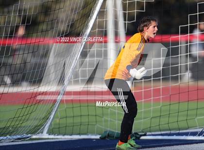 Thumbnail 3 in Davenport vs. Wimberley (UIL 4A Regional Quarterfinal Playoff) photogallery.