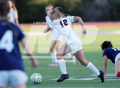 Thumbnail 1 in Davenport vs. Wimberley (UIL 4A Regional Quarterfinal Playoff) photogallery.