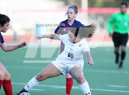 Thumbnail 3 in Davenport vs. Wimberley (UIL 4A Regional Quarterfinal Playoff) photogallery.