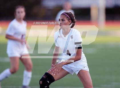Thumbnail 3 in Davenport vs. Wimberley (UIL 4A Regional Quarterfinal Playoff) photogallery.