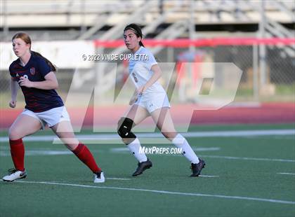 Thumbnail 2 in Davenport vs. Wimberley (UIL 4A Regional Quarterfinal Playoff) photogallery.