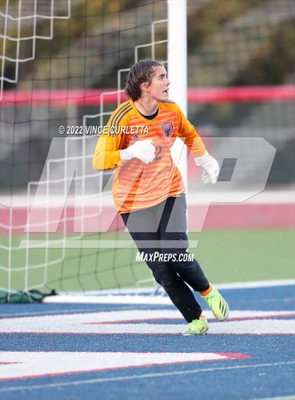 Thumbnail 3 in Davenport vs. Wimberley (UIL 4A Regional Quarterfinal Playoff) photogallery.