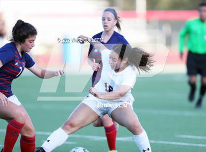 Thumbnail 1 in Davenport vs. Wimberley (UIL 4A Regional Quarterfinal Playoff) photogallery.