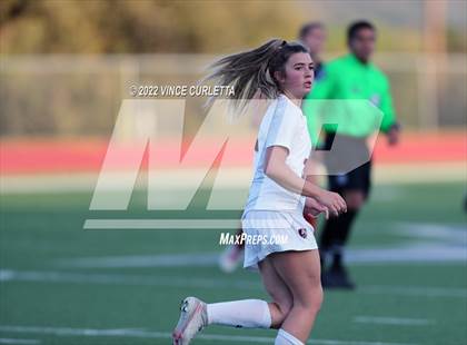 Thumbnail 3 in Davenport vs. Wimberley (UIL 4A Regional Quarterfinal Playoff) photogallery.