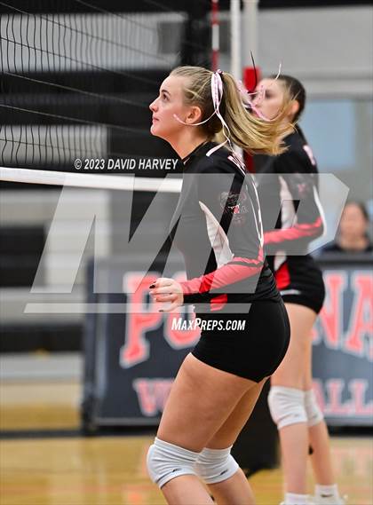 Thumbnail 2 in Littleton vs Pomona photogallery.