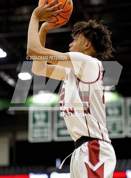 Thumbnail 3 in Layton Christian Academy vs. Murray (UHSAA 4A Quarterfinals) photogallery.
