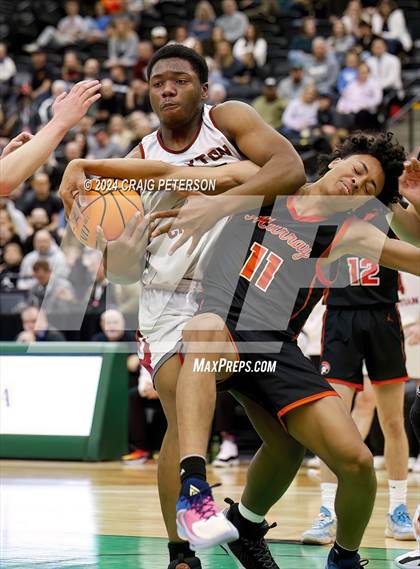 Thumbnail 2 in Layton Christian Academy vs. Murray (UHSAA 4A Quarterfinals) photogallery.