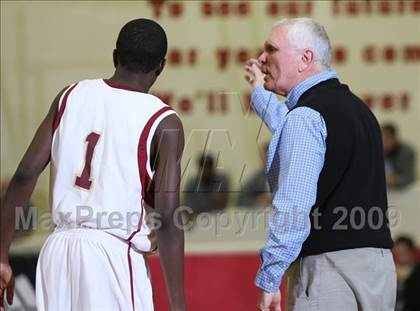 Thumbnail 1 in St. Anthony coach Bob Hurley @ MaxPreps Holiday Classic photogallery.
