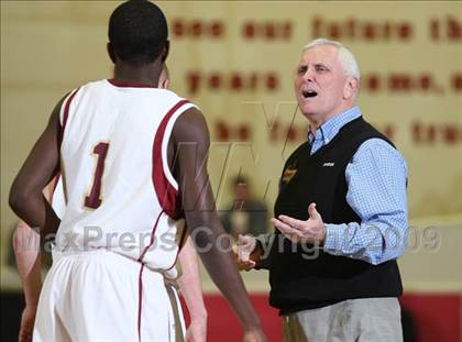 Thumbnail 2 in St. Anthony coach Bob Hurley @ MaxPreps Holiday Classic photogallery.