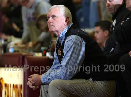 Thumbnail 2 in St. Anthony coach Bob Hurley @ MaxPreps Holiday Classic photogallery.