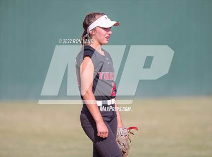 Thumbnail 2 in Yukon vs Mustang (OSSAA 6A Region 1 Final) photogallery.