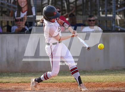 Thumbnail 2 in Yukon vs Mustang (OSSAA 6A Region 1 Final) photogallery.