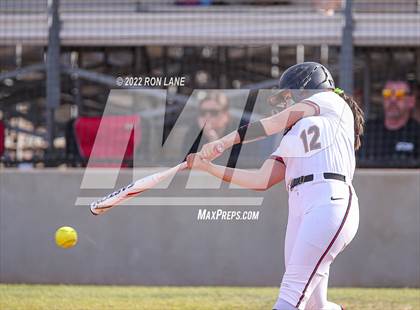 Thumbnail 3 in Yukon vs Mustang (OSSAA 6A Region 1 Final) photogallery.