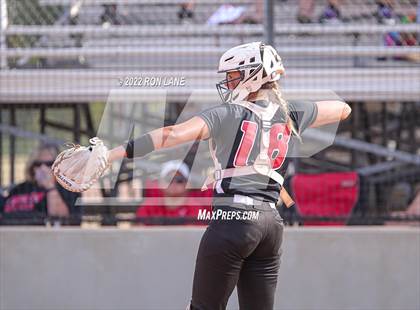 Thumbnail 1 in Yukon vs Mustang (OSSAA 6A Region 1 Final) photogallery.
