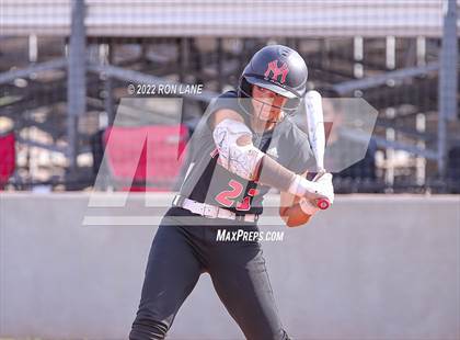 Thumbnail 2 in Yukon vs Mustang (OSSAA 6A Region 1 Final) photogallery.