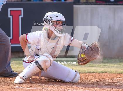 Thumbnail 3 in Yukon vs Mustang (OSSAA 6A Region 1 Final) photogallery.