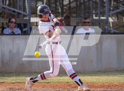 Thumbnail 1 in Yukon vs Mustang (OSSAA 6A Region 1 Final) photogallery.