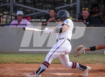 Thumbnail 2 in Yukon vs Mustang (OSSAA 6A Region 1 Final) photogallery.