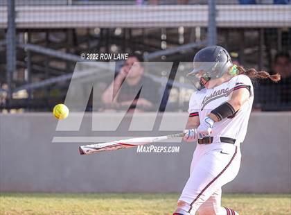 Thumbnail 3 in Yukon vs Mustang (OSSAA 6A Region 1 Final) photogallery.