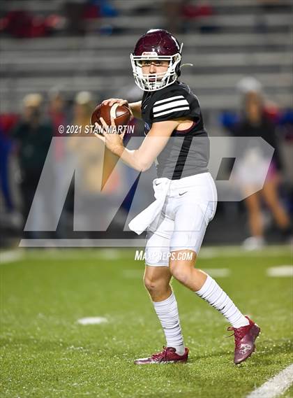 Thumbnail 1 in Austin vs. Westlake photogallery.
