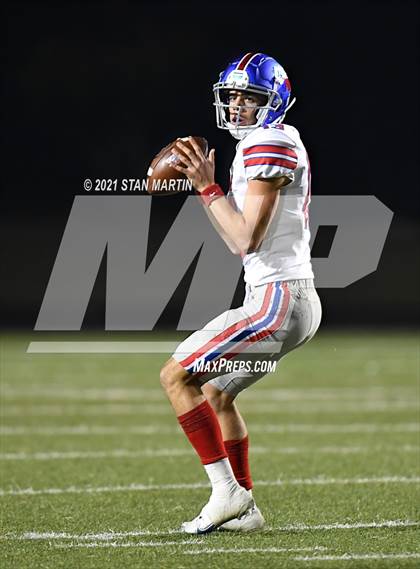Thumbnail 3 in Austin vs. Westlake photogallery.