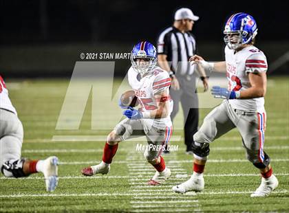 Thumbnail 1 in Austin vs. Westlake photogallery.
